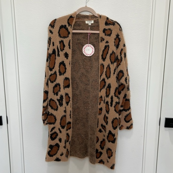 Fuzzy Animal Print Open Front Cardigan - Picture 5 of 9